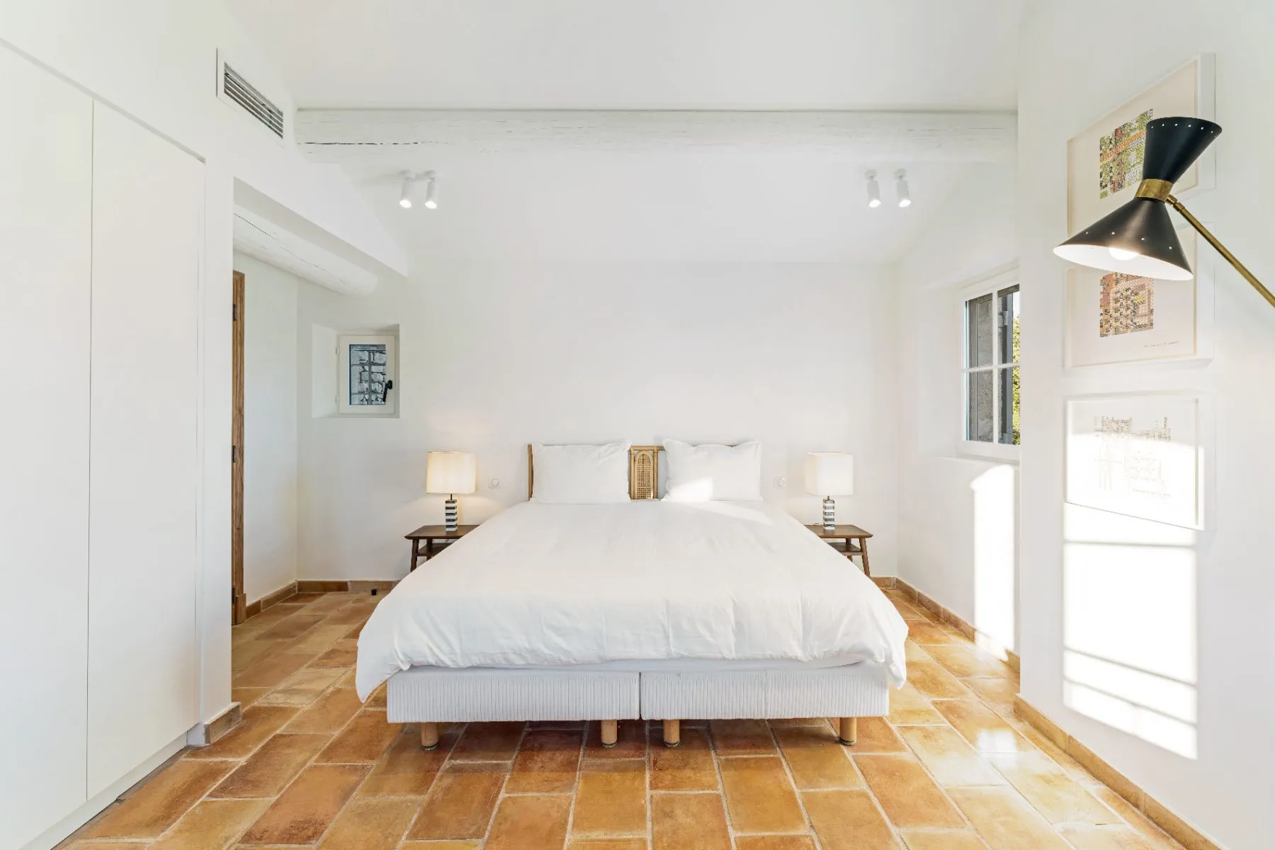 Third bedroom, queen-size bed